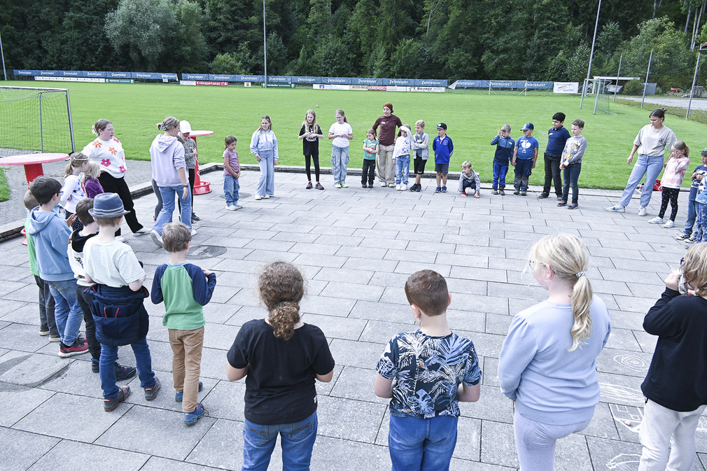 Gemeinschaft erleben: Knapp 40 Kinder verbringen zwei Wochen voller Spiel, Spaß und Action – auf dem Gelände des SV Glatten e.V.