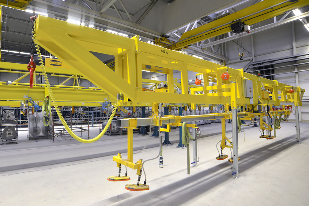 End Web Lifting Device