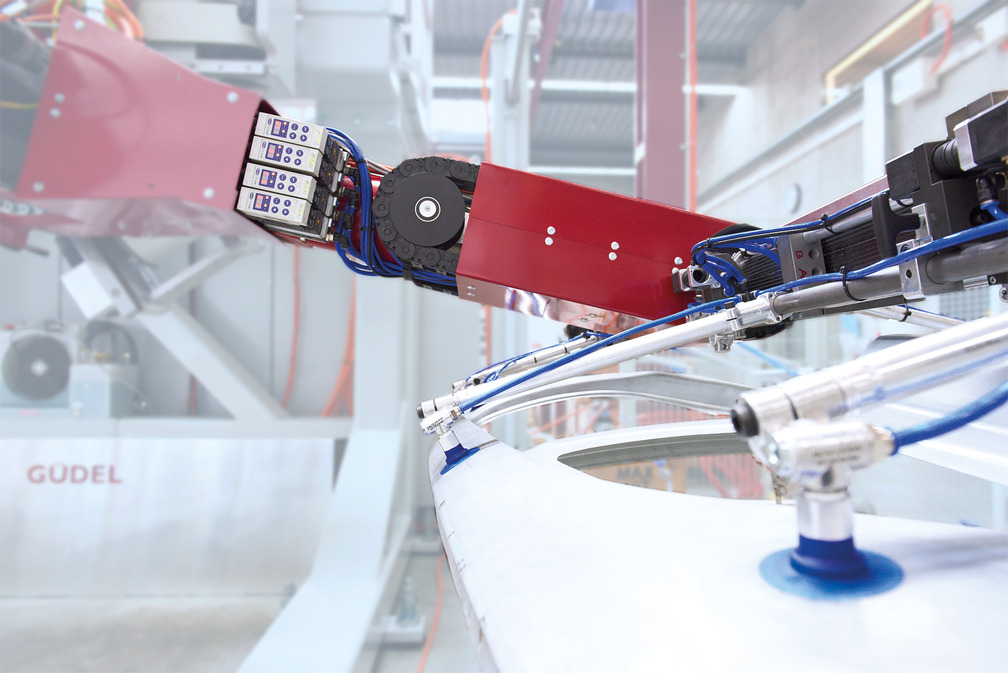 The compact ejectors as well as the SXMPi from Schmalz enable the user to have planned preventative maintenance without downtimes during operation.