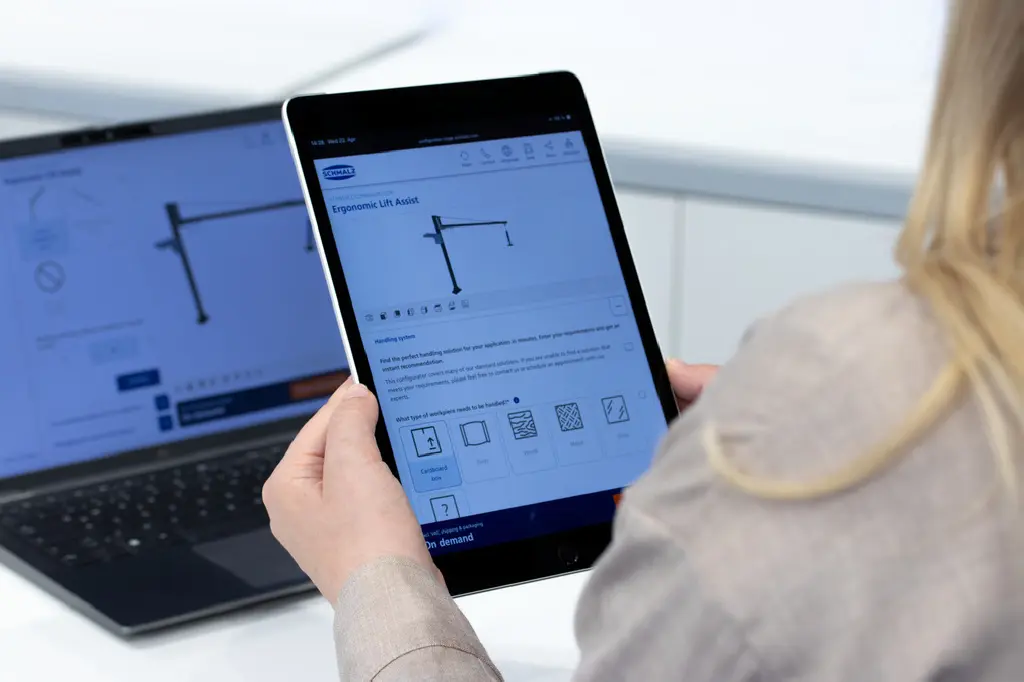 The lifting aid configurator helps you choose a customized solution on various devices.