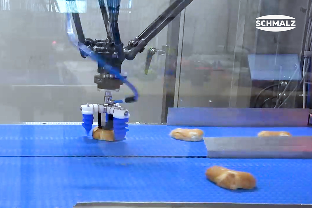 Recoger y colocar las tapas de los cruasanes con la garra de dedos mGrip