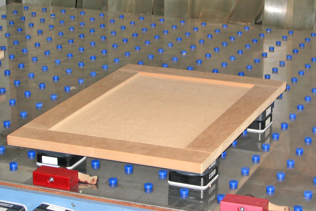 Innospann Steel Plate for Quick Set-Up Times in Woodworking