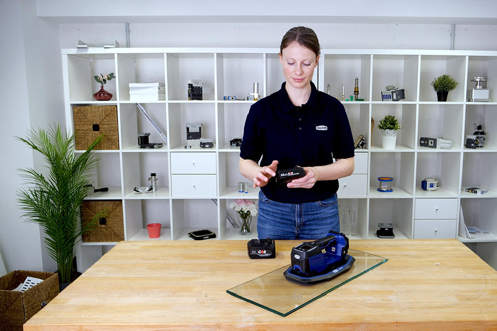 How To...? Batteriewechsel beim Saugheber Gripster max - 5137