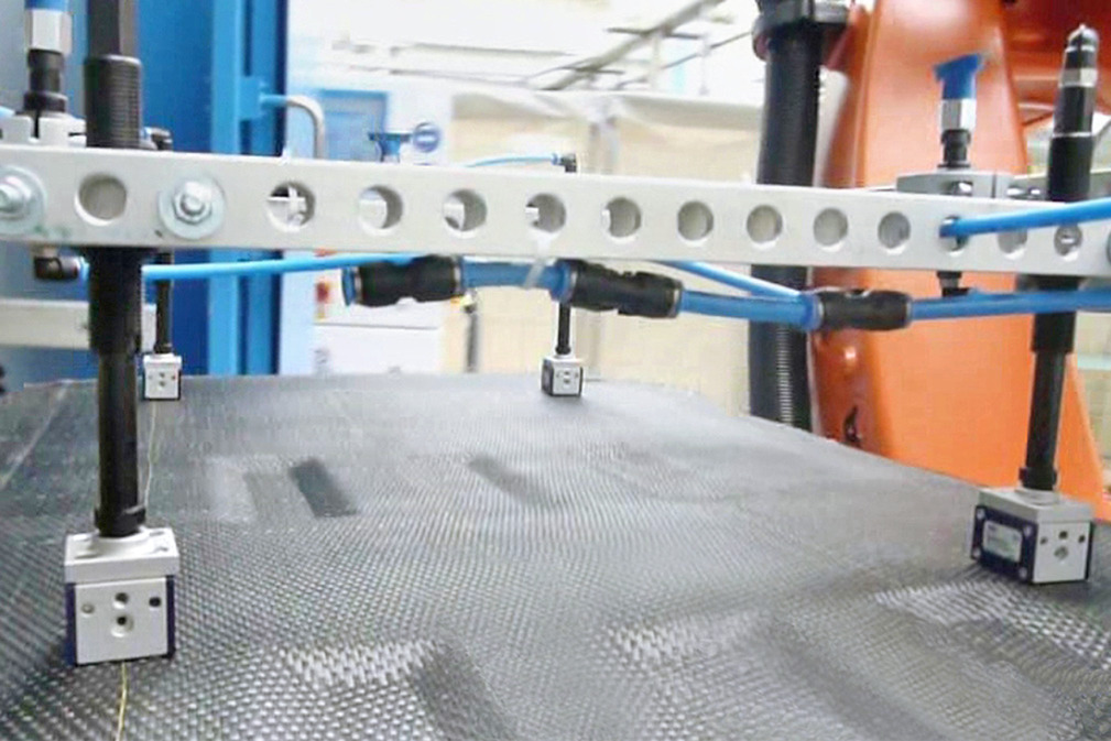 Schmalz Nadelgreifer SNG-M zur Handhabung von Composite-Textilien und Preforms