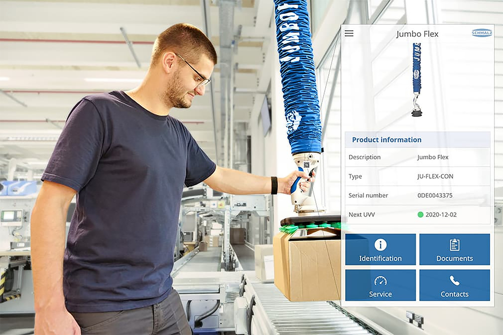 The QR code tells the Schmalz ControlRoom app all the important data about the vacuum tube lifter JumboFlex used.