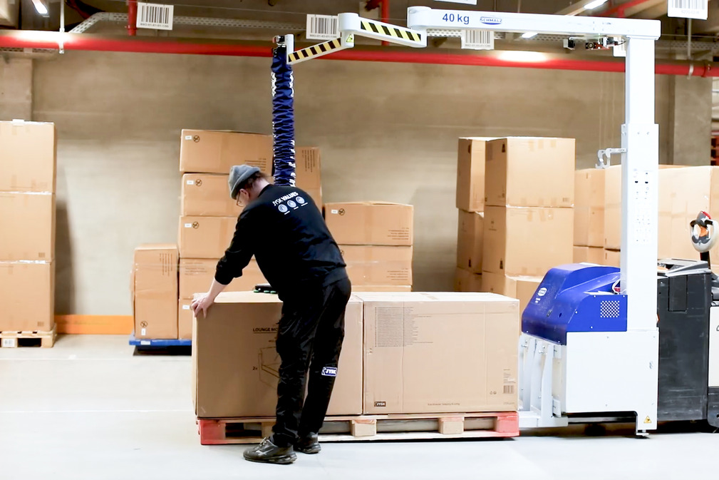 JumboFlex Picker do mobilnego pobierania opakowań o ciężarze do 50 kg